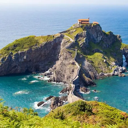 شقة Atsedenportua